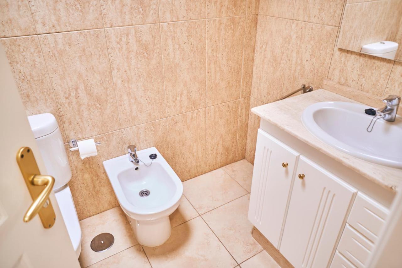 2Bdr Comfy Apartment With Ocean View ポリス・デ・アボナ エクステリア 写真
