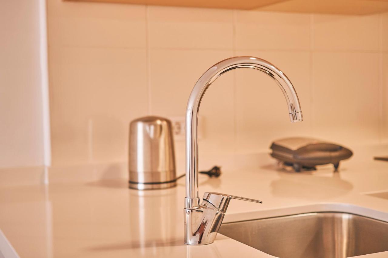 2Bdr Comfy Apartment With Ocean View ポリス・デ・アボナ エクステリア 写真